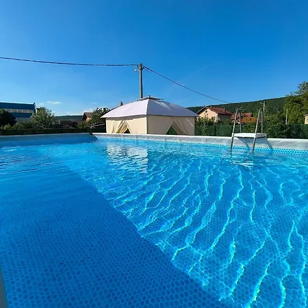 Norr Semesterbostad Bihać