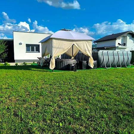 Norr Semesterbostad Bihać